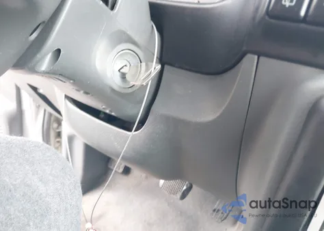 2001 Isuzu Rodeo Ls 3.2L/Ls 3.2L V6/Lse 3.2L V6/S/S 3.2L V6 z USA, uszkodzony, nr VIN 4S2DM58WX14352481